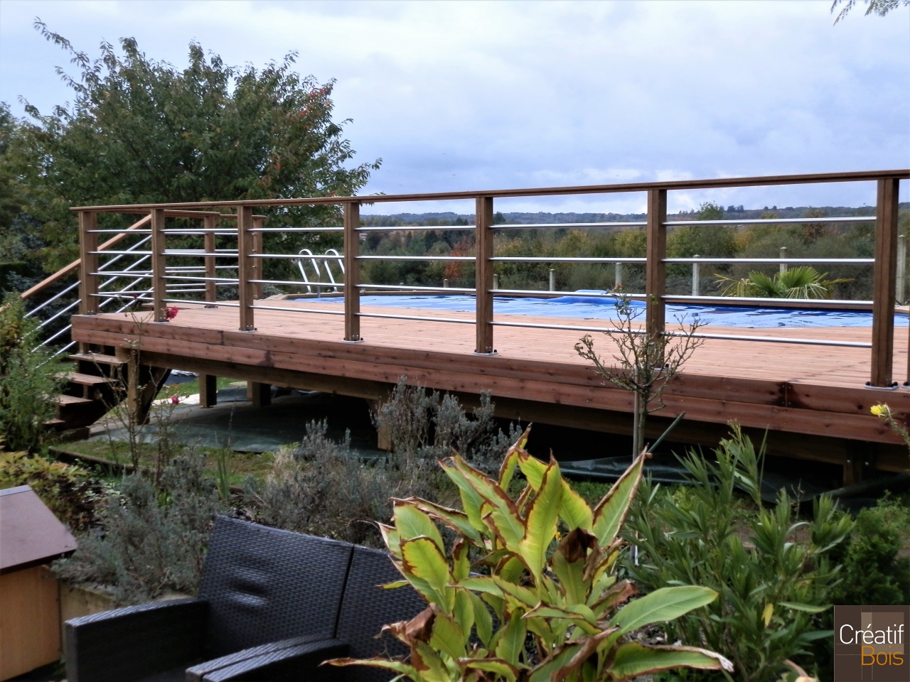 Terrasse en Pin Rouge du Nord pour piscine hors sol Garde-Corps Eila AIXE SUR VIENNE - 87 Haute Vienne Terrasse en Pin Rouge du Nord pour piscine hors sol Garde-Corps Eila AIXE SUR VIENNE - 87 Haute Vienne