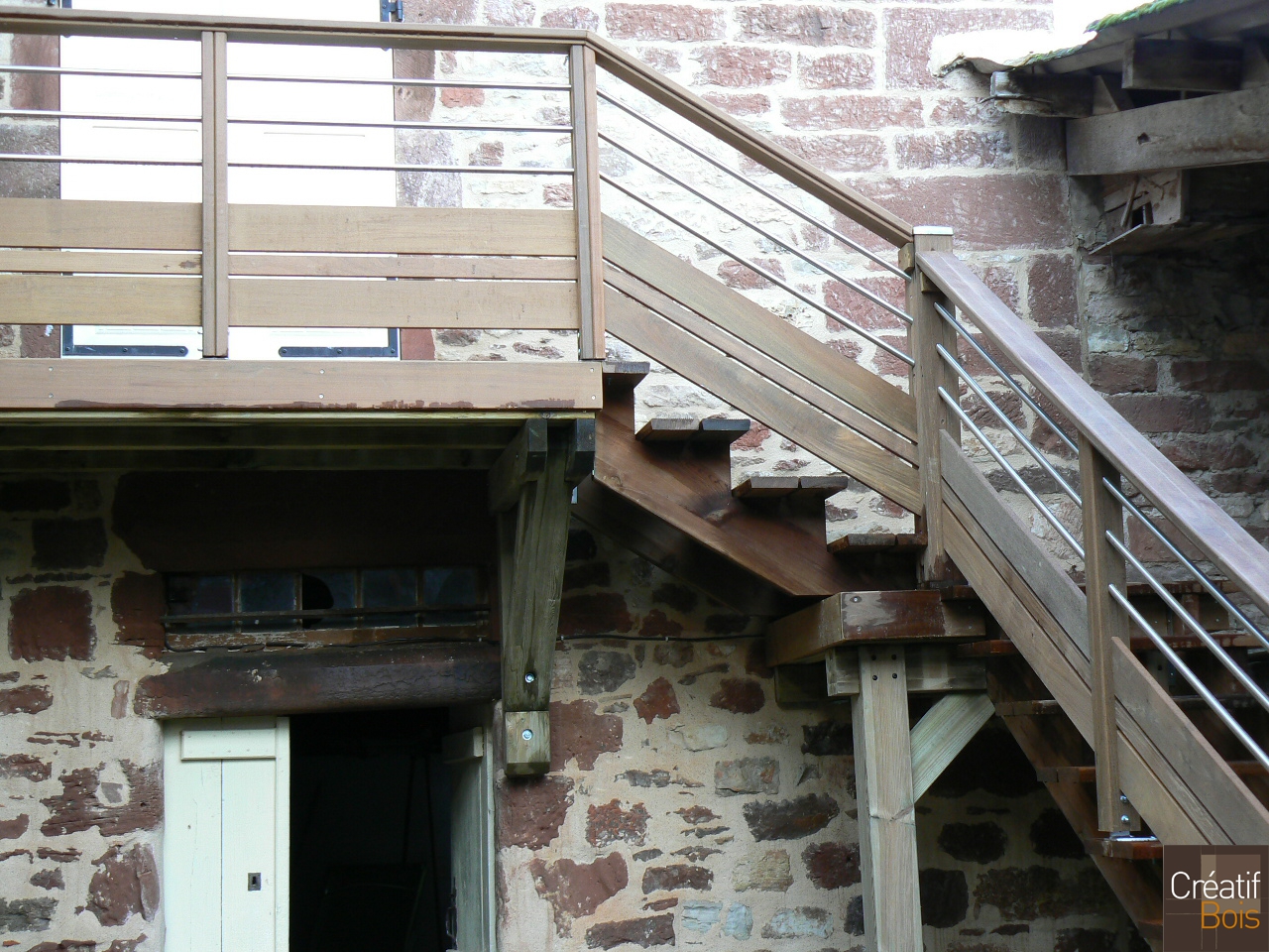 Escalier Bois avec Garde-Corps Inox et Bois Corrèza MEYSSAC - Corrèze 19 Escalier Bois avec Garde-Corps Inox et Bois Corrèza MEYSSAC - Corrèze 19