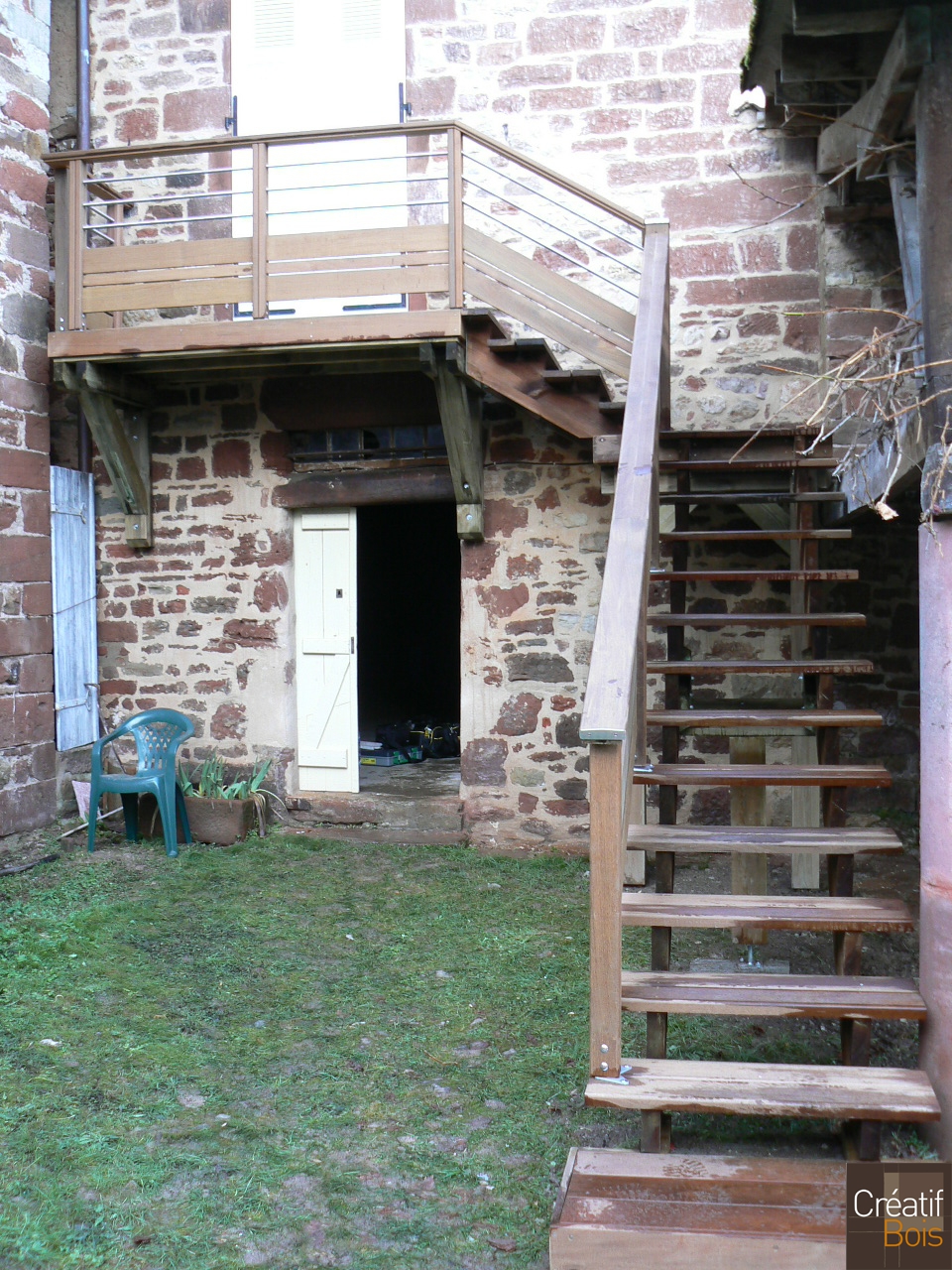 Escalier Bois Garde-Corps Corrèza MEYSSAC - Corrèze 19 Escalier Bois Garde-Corps Corrèza MEYSSAC - Corrèze 19