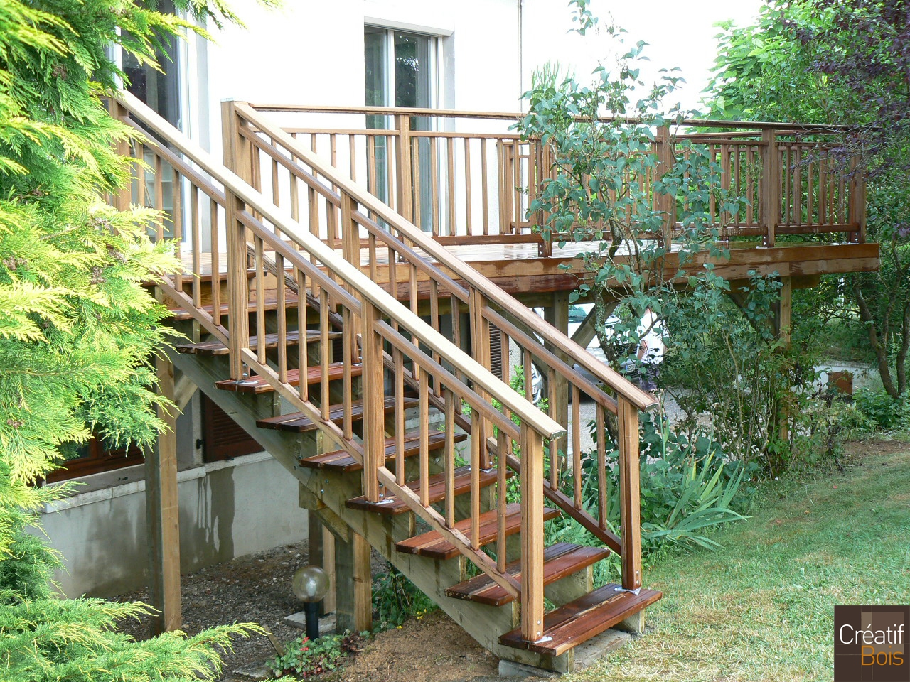 Escalier Bois en hauteur JOURNIAC - Haute Vienne 87 Escalier Bois en hauteur JOURNIAC - Haute Vienne 87