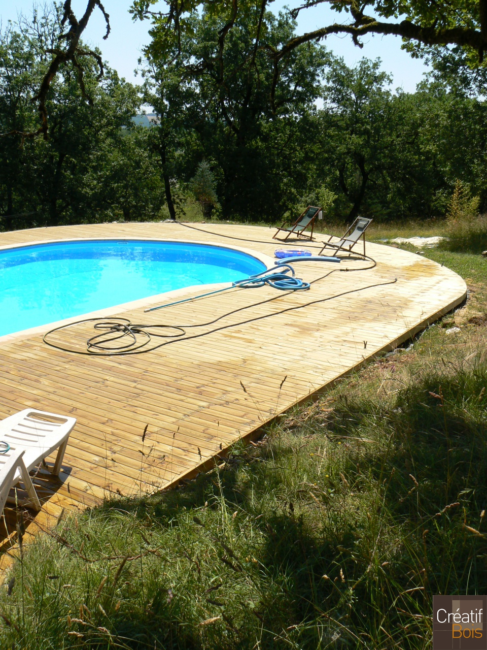 Plage de piscine en Pin Rouge du Nord CAZILLAC - Lot 46 Plage de piscine en Pin Rouge du Nord CAZILLAC - Lot 46