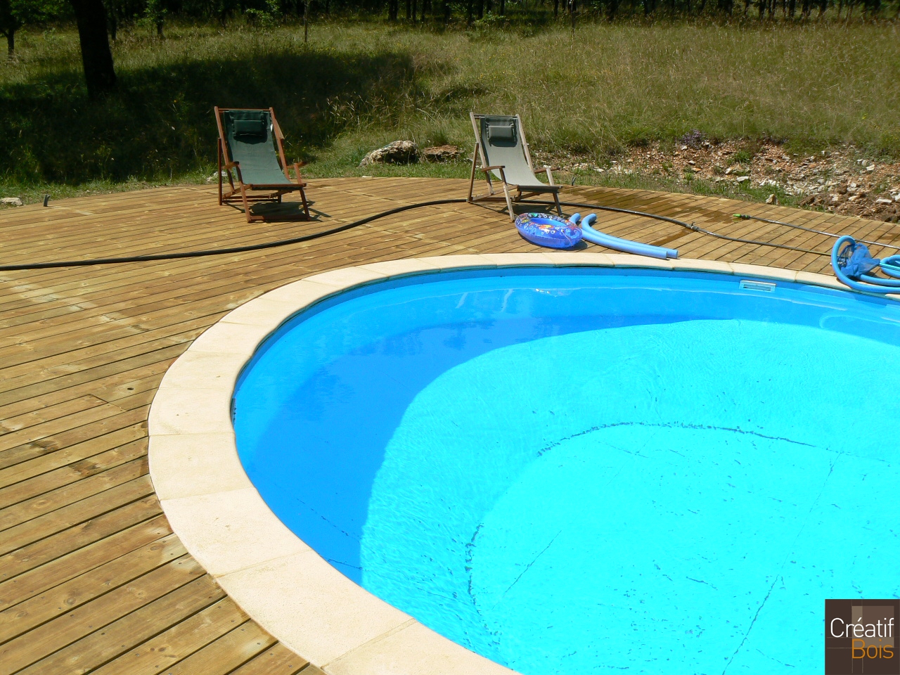 Plage de piscine en Pin Rouge du Nord CAZILLAC - Lot 46 Plage de piscine en Pin Rouge du Nord CAZILLAC - Lot 46