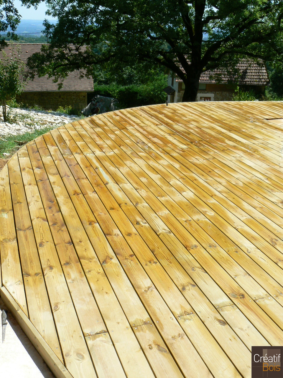 Plage de piscine en Pin Rouge du Nord CAZILLAC - Lot 46 Plage de piscine en Pin Rouge du Nord CAZILLAC - Lot 46