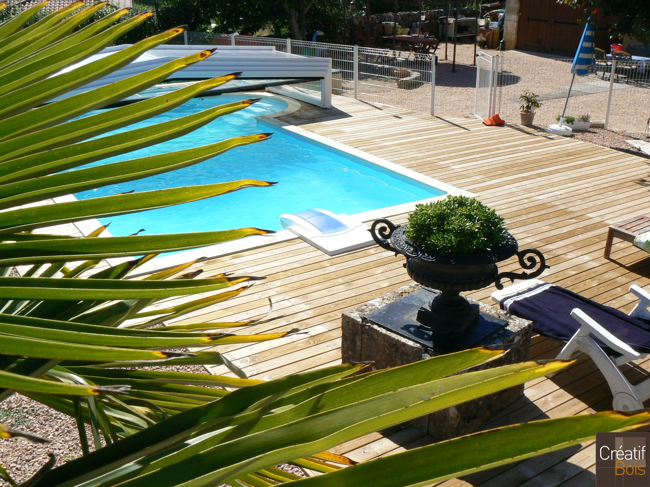 Plage de piscine REYREVIGNES - Lot 46 Plage de piscine REYREVIGNES - Lot 46