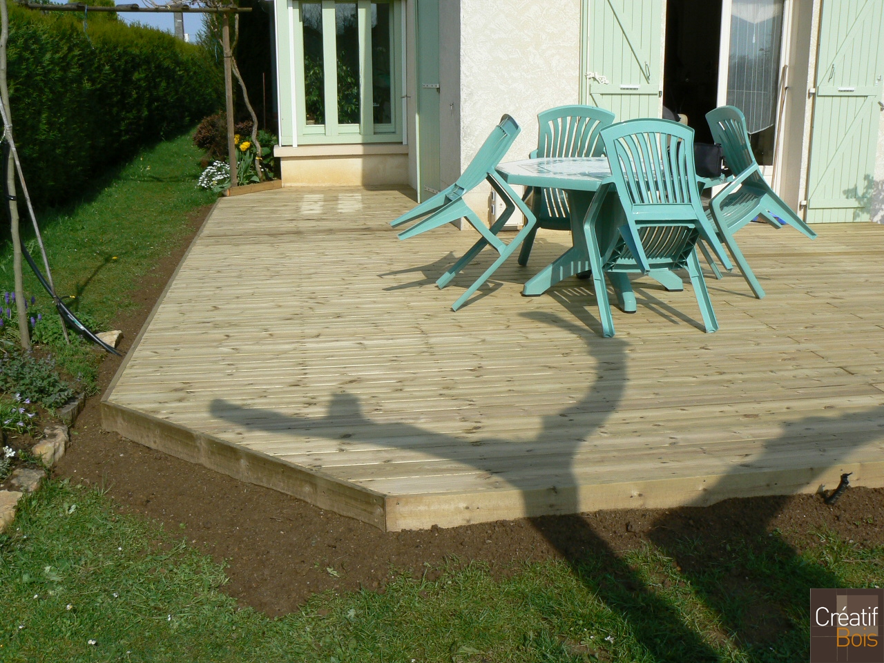 Terrasse en Pin Rouge du Nord UZERCHE - Corrèze 19 Terrasse en Pin Rouge du Nord UZERCHE - Corrèze 19