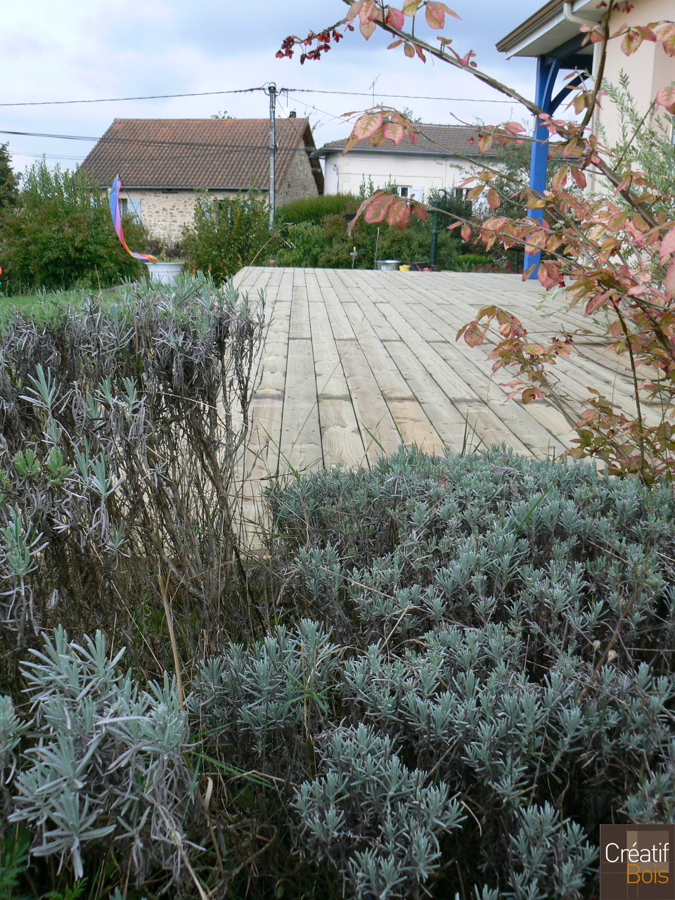 Terrasse au Sol en Pin Rouge du Nord VERNEUIL - Haute Vienne 87 Terrasse au Sol en Pin Rouge du Nord VERNEUIL - Haute Vienne 87