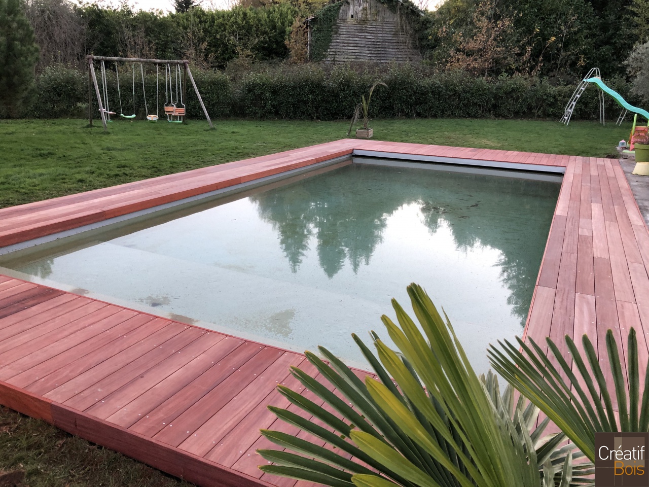 Plage de piscine en Padouk - PANAZOL 87 Haute Vienne Plage de piscine en Padouk - PANAZOL 87 Haute Vienne