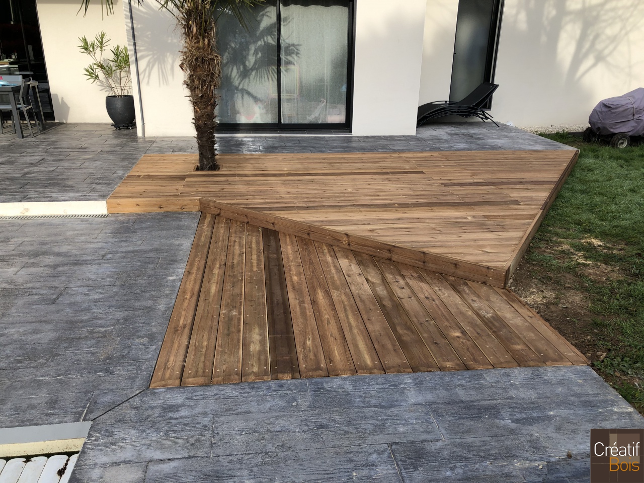 Terrasse en Pin Rouge du Nord - COUZEIX - 87 Haute Vienne Terrasse en Pin Rouge du Nord - COUZEIX - 87 Haute Vienne