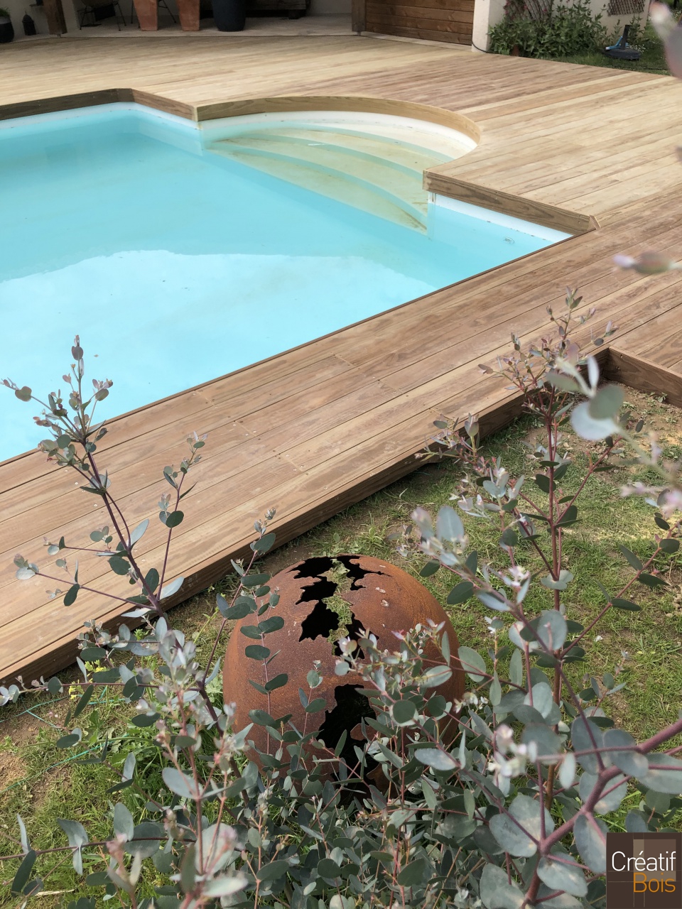 Plage de piscine en Pin de Caroline - LE VIGEN - 87 Haute Vienne Plage de piscine en Pin de Caroline - LE VIGEN - 87 Haute Vienne