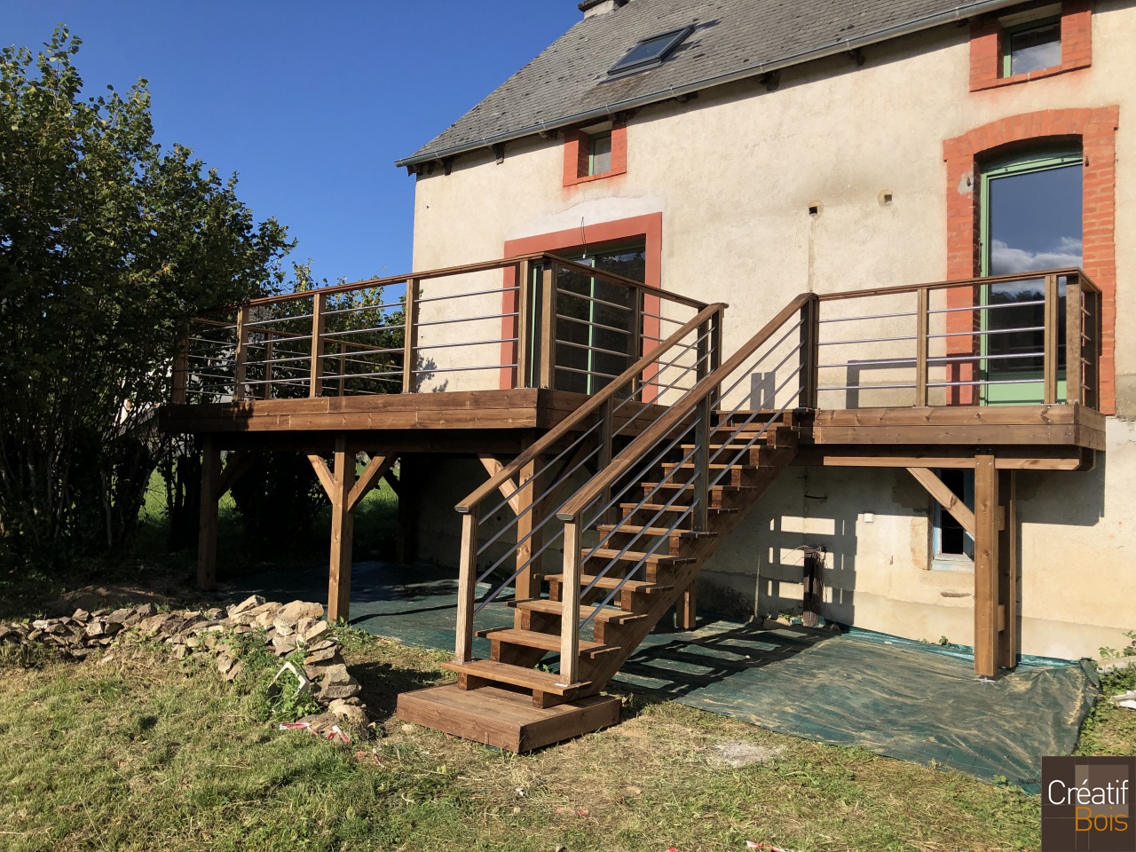 Terrasse sur Poteaux Garde-Corps "Eila" et escalier - SAINT BAZILE DE LA ROCHE - 19 Corrèze Terrasse sur Poteaux Garde-Corps "Eila" et escalier - SAINT BAZILE DE LA ROCHE - 19 Corrèze