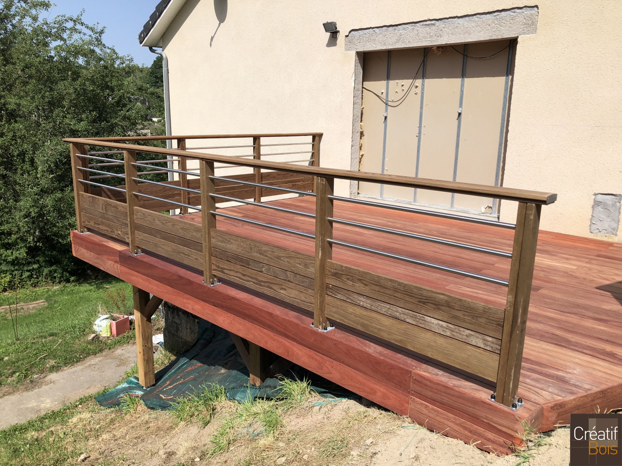 Terrasse Autoportante avec Platelage en Padouk et Garde-corps "Corrèza" - ESPAGNAC - 19 Corrèze Terrasse Autoportante avec Platelage en Padouk et Garde-corps "Corrèza" - ESPAGNAC - 19 Corrèze