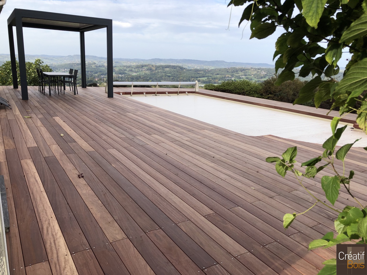 Plage de Piscine en Padouk - ALLASSAC - 19 Corrèze Plage de Piscine en Padouk - ALLASSAC - 19 Corrèze