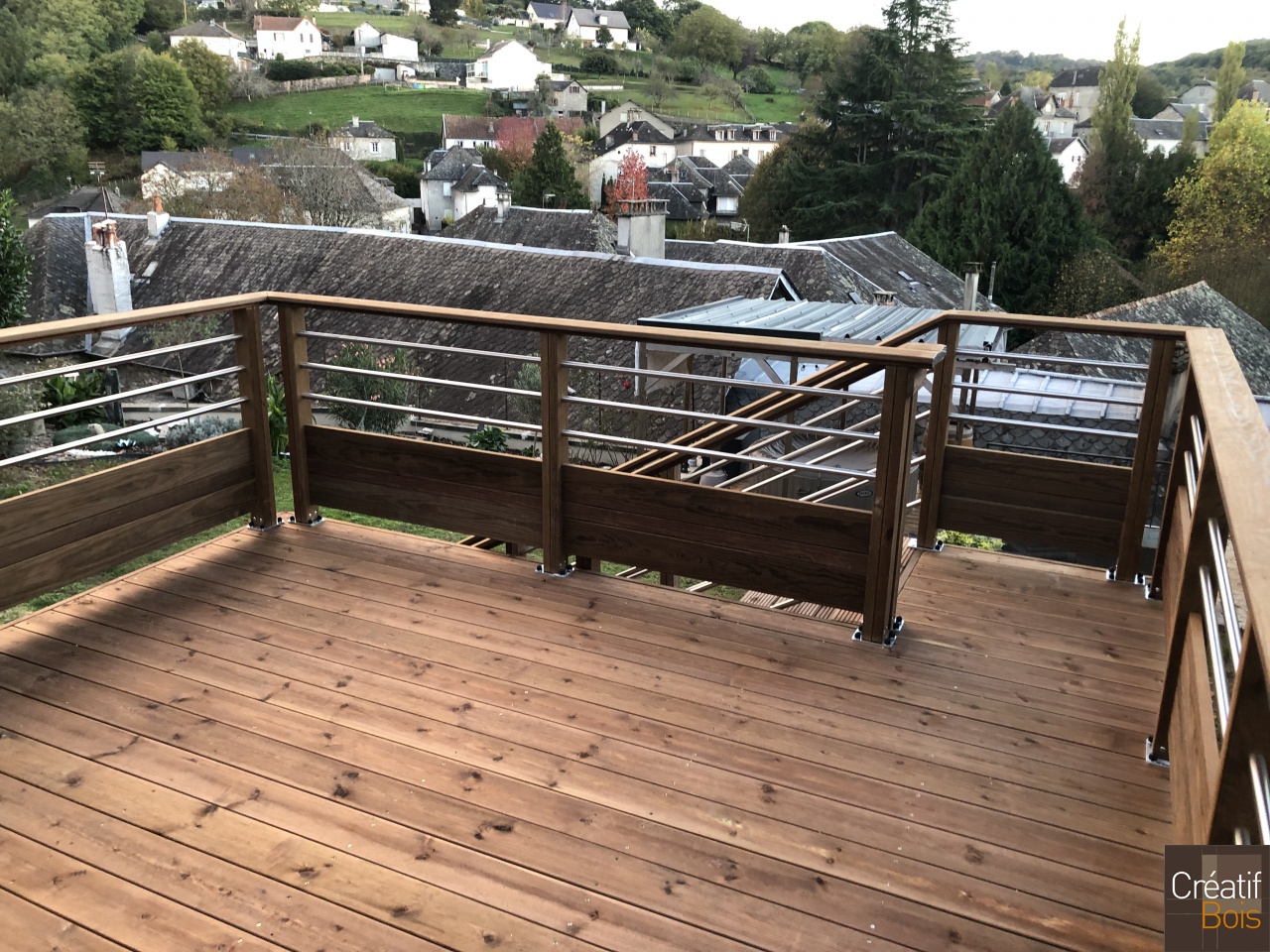 Terrasse Autoportante et Platelage en Pin Rouge du Nord Garde-Corps "Corrèza" et Escalier - CORNIL - 19 Corrèze Terrasse Autoportante et Platelage en Pin Rouge du Nord Garde-Corps "Corrèza" et Escalier - CORNIL - 19 Corrèze