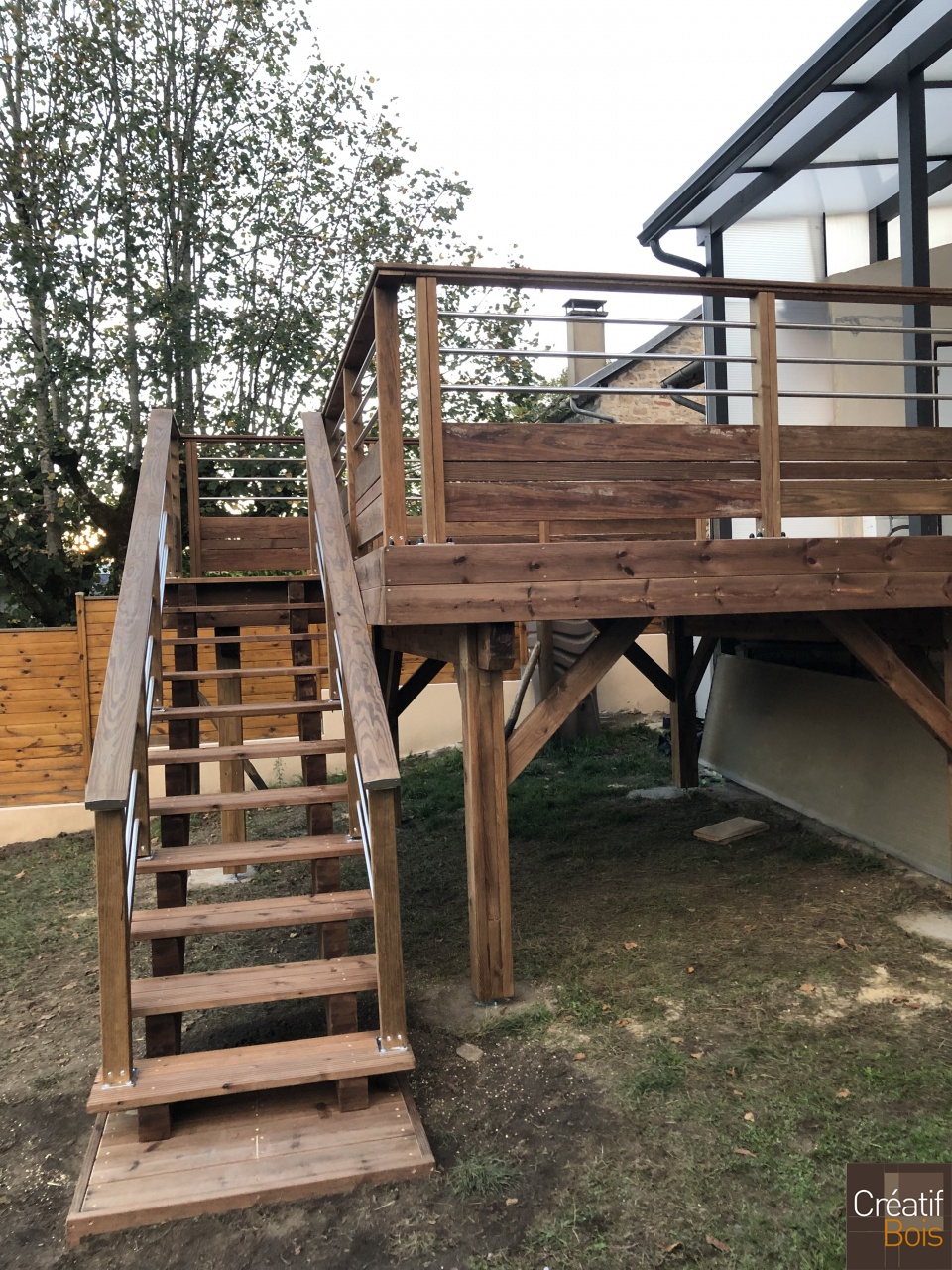 Terrasse Autoportante et Platelage en Pin Rouge du Nord Garde-Corps "Corrèza et Eila" et Escalier - CORNIL - 19 Corrèze Terrasse Autoportante et Platelage en Pin Rouge du Nord Garde-Corps "Corrèza et Eila" et Escalier - CORNIL - 19 Corrèze