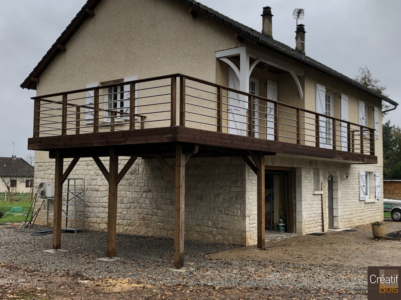 Terrasse Autoportante Platelage en Pin Rouge du Nord Garde-corps "Eila" - ALLASSAC - 19 Corrèze Terrasse Autoportante Platelage en Pin Rouge du Nord Garde-corps "Eila" - ALLASSAC - 19 Corrèze