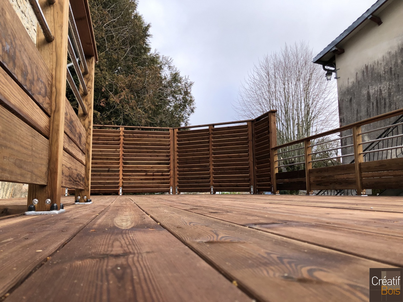 Terrasse Autoportante en Pin Rouge du Nord et Garde-corps "Corrèza" et Palissade - GOULLES - 19 Corrèze Terrasse Autoportante en Pin Rouge du Nord et Garde-corps "Corrèza" et Palissade - GOULLES - 19 Corrèze