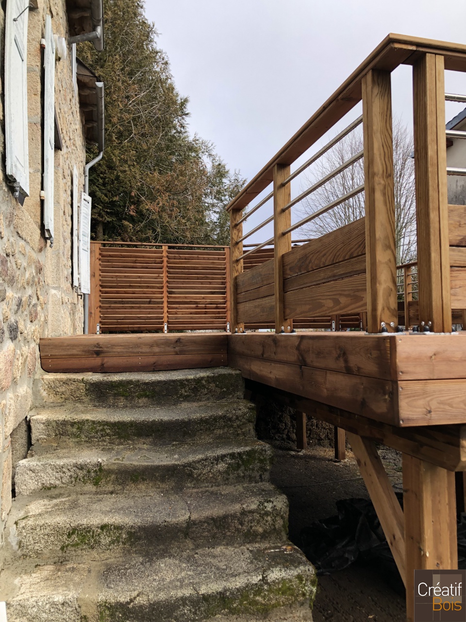 Garde-corps "Corrèza" et Palissade sur Terrasse sur Poteaux - GOULLES - 19 Corrèze Garde-corps "Corrèza" et Palissade sur Terrasse sur Poteaux - GOULLES - 19 Corrèze