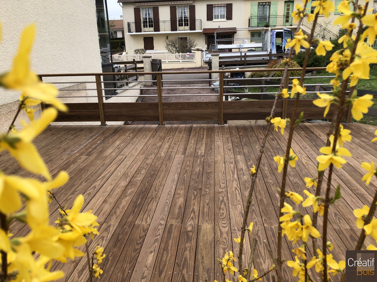 Terrasse Autoportante en Pin de Caroline avec Garde-corps CORREZA - LIMOGES - 87 Haute-Vienne Terrasse Autoportante en Pin de Caroline avec Garde-corps CORREZA - LIMOGES - 87 Haute-Vienne