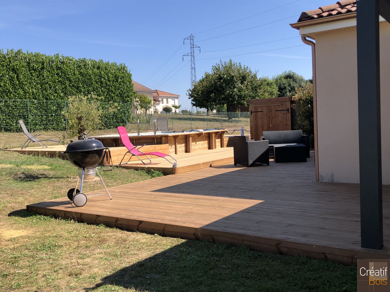 Terrasse bois en Pin Rouge du Nord et plage de piscine - BOISSEUIL 87 Haute Vienne Terrasse bois en Pin Rouge du Nord et plage de piscine - BOISSEUIL 87 Haute Vienne
