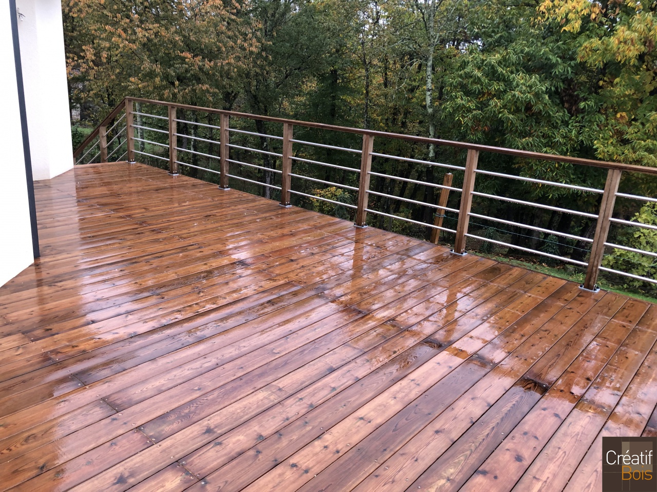Terrasse sur Structure Autoportante en Pin Rouge du Nord Garde-corps "Eila" - USSAC - 19 Corrèze Terrasse sur Structure Autoportante en Pin Rouge du Nord Garde-corps "Eila" - USSAC - 19 Corrèze