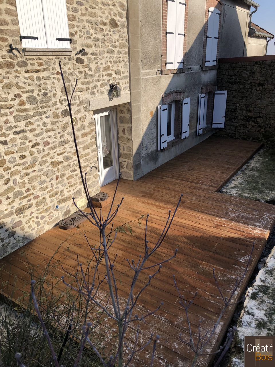 Terrasse sur Sol Dur en Pin Rouge du Nord - LIZIERES - Creuse 23 Terrasse sur Sol Dur en Pin Rouge du Nord - LIZIERES - Creuse 23