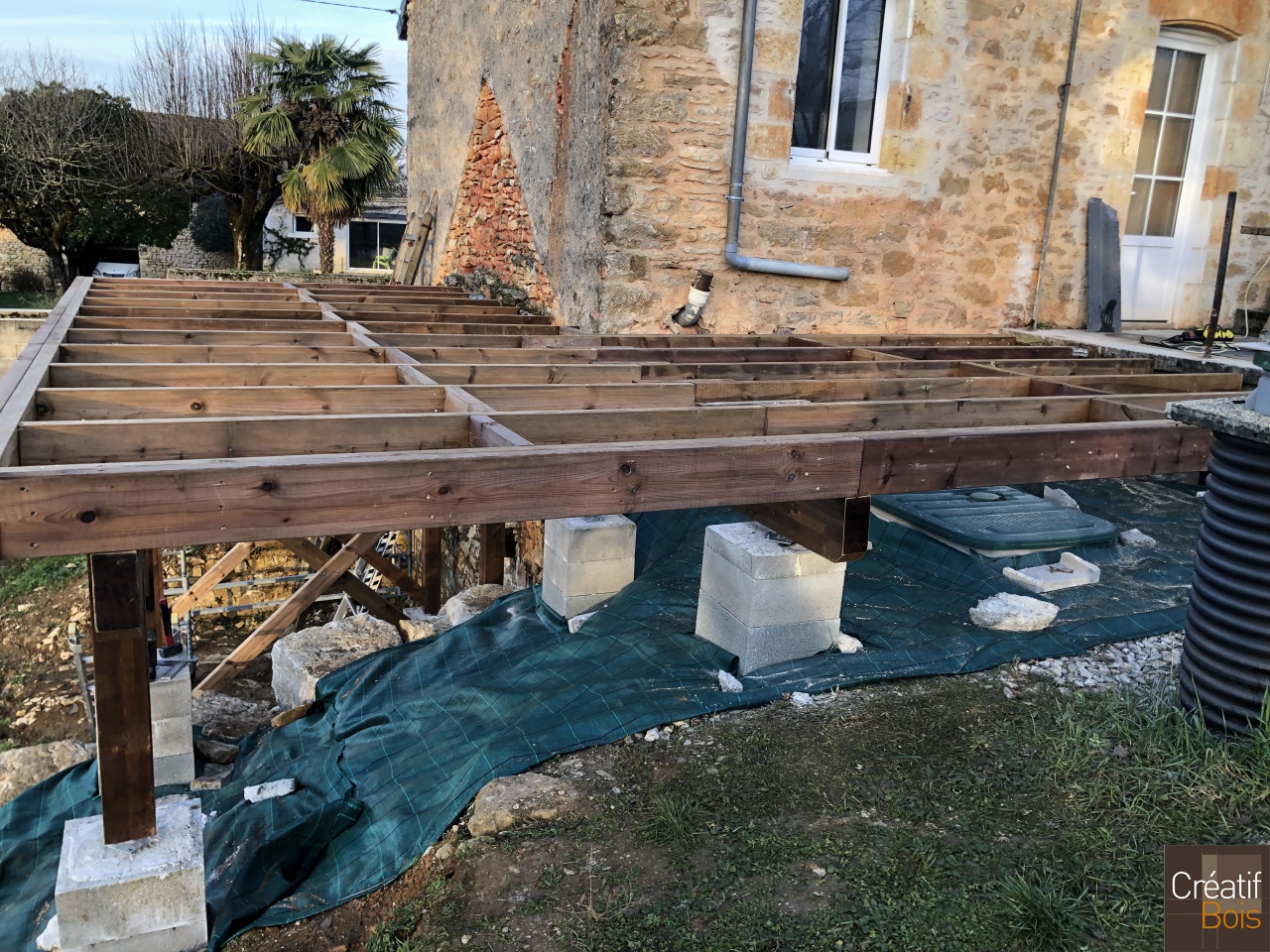 Structure autoportante - TERRASSON 24 Dordogne Structure autoportante - TERRASSON 24 Dordogne