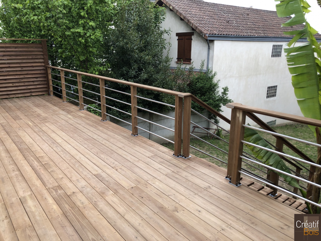 Structure autoportante platelage en Pin Rouge de Nord garde-corps "Eila" et Palissade LIMOGES - 87 Haute-Vienne Structure autoportante platelage en Pin Rouge de Nord garde-corps "Eila" et Palissade LIMOGES - 87 Haute-Vienne