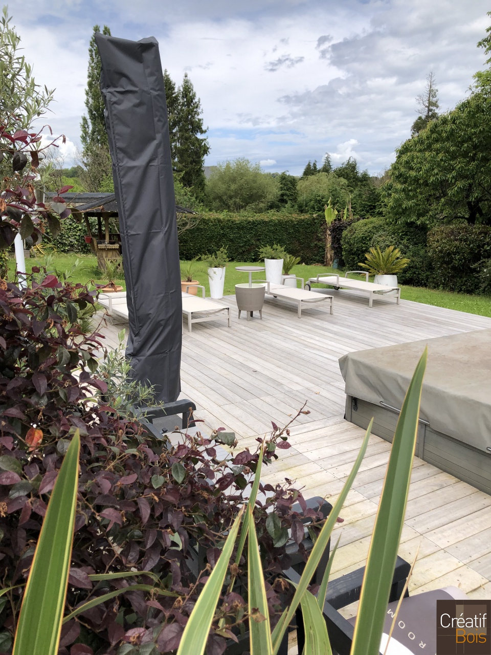 Plage de SPA en Padouk Vigeois - Corrèze 19 Plage de SPA en Padouk Vigeois - Corrèze 19