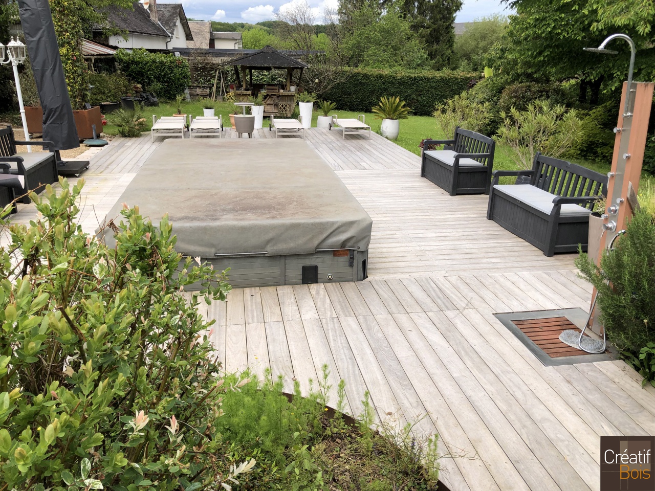 Plage de SPA en Padouk Vigeois - Corrèze 19 Plage de SPA en Padouk Vigeois - Corrèze 19