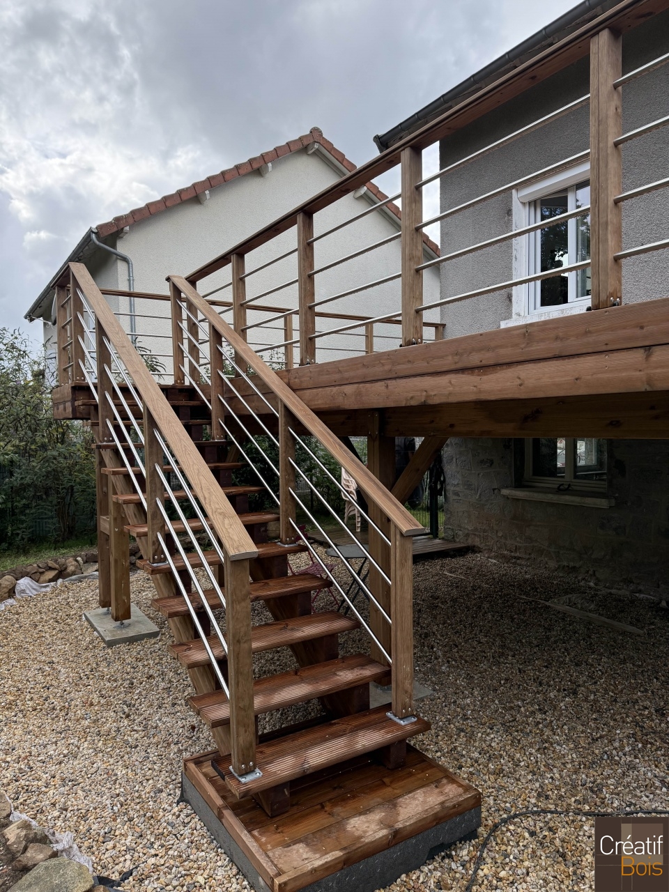 Terrasse Autoportante en Pin Rouge du Nord avec Garde-corps "EILA" et escalier - EYMOUTIERS - 87 Haute-Vienne Terrasse Autoportante en Pin Rouge du Nord avec Garde-corps "EILA" et escalier - EYMOUTIERS - 87 Haute-Vienne