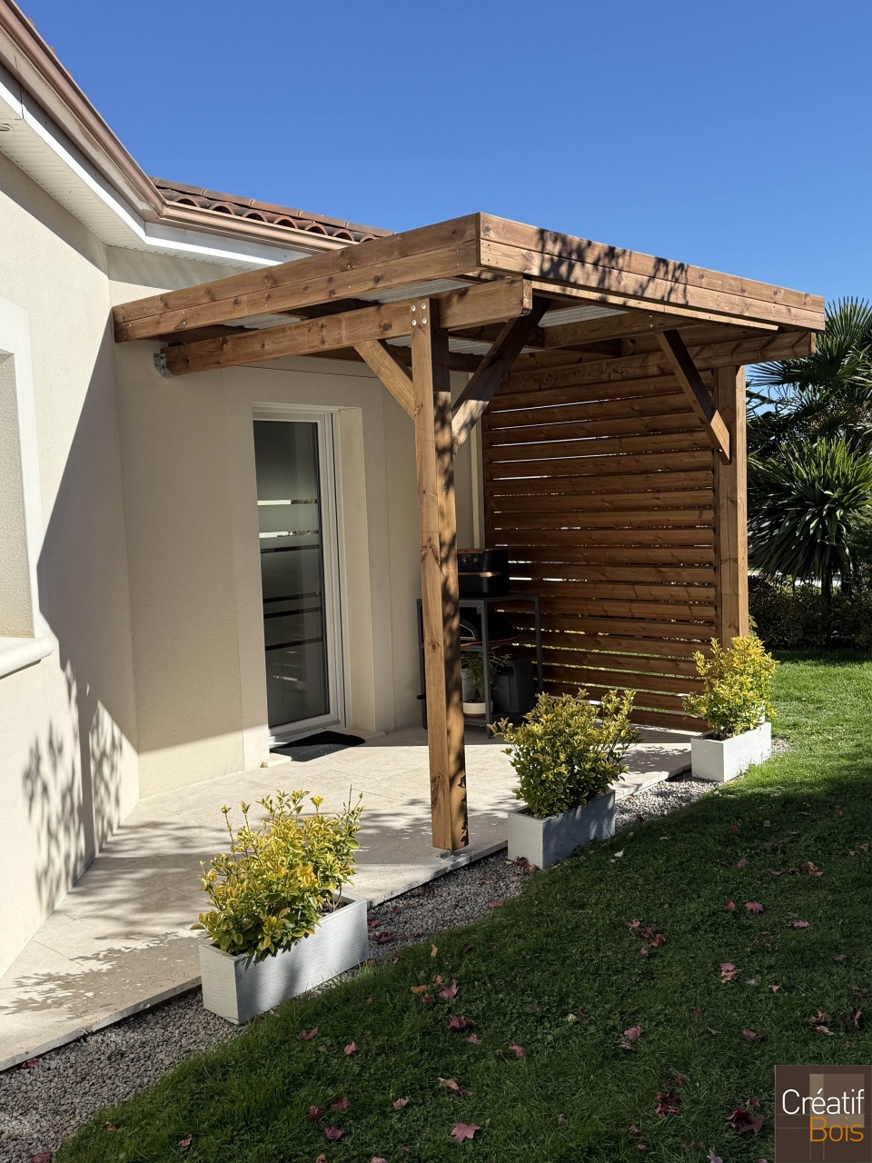 Pergola bois - BONNAC LA COTE - 87 Haute Vienne Pergola bois - BONNAC LA COTE - 87 Haute Vienne