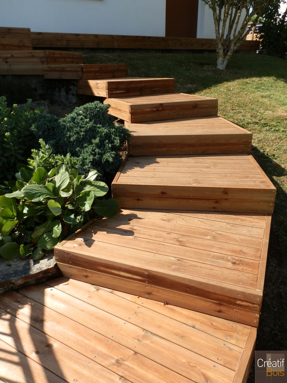 Escalier en Pin Rouge du Nord RILHAC RANCON - Haute Vienne 87 Escalier en Pin Rouge du Nord RILHAC RANCON - Haute Vienne 87